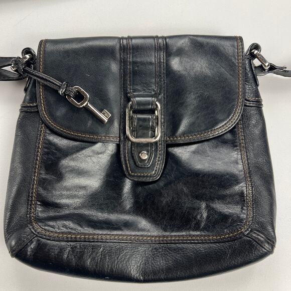 Fossil Claudia Black Leather Versatile Shoulder/Crossbody Bag Flap Pockets - Picture 1 of 16